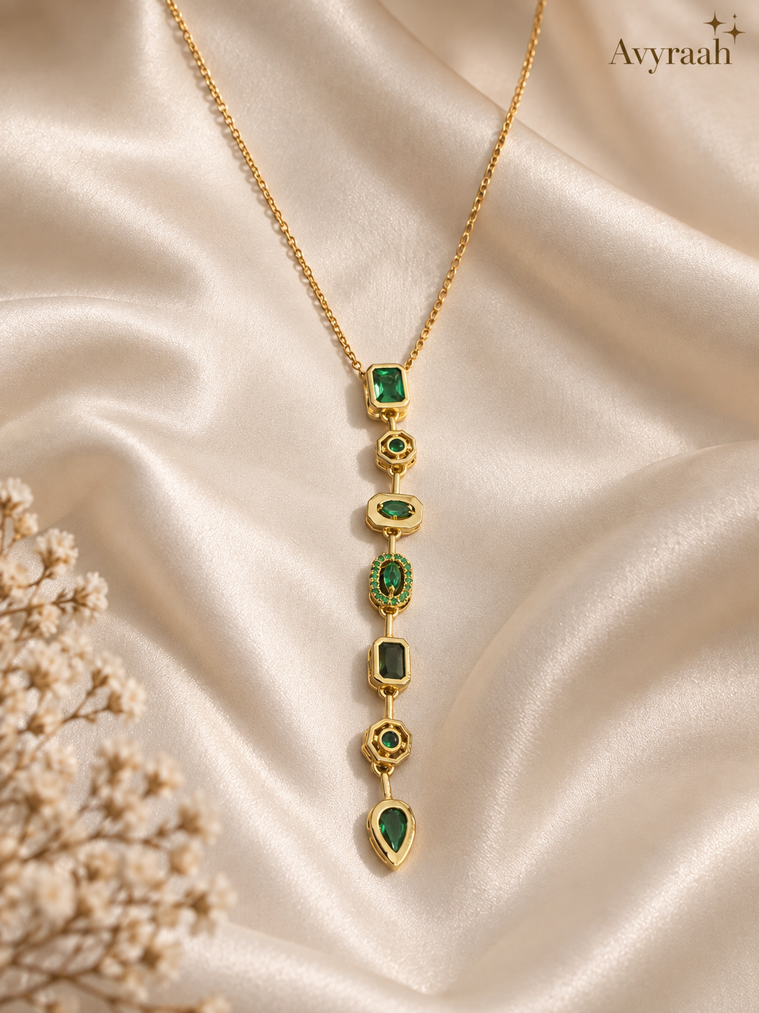 Emerald Elara Necklace