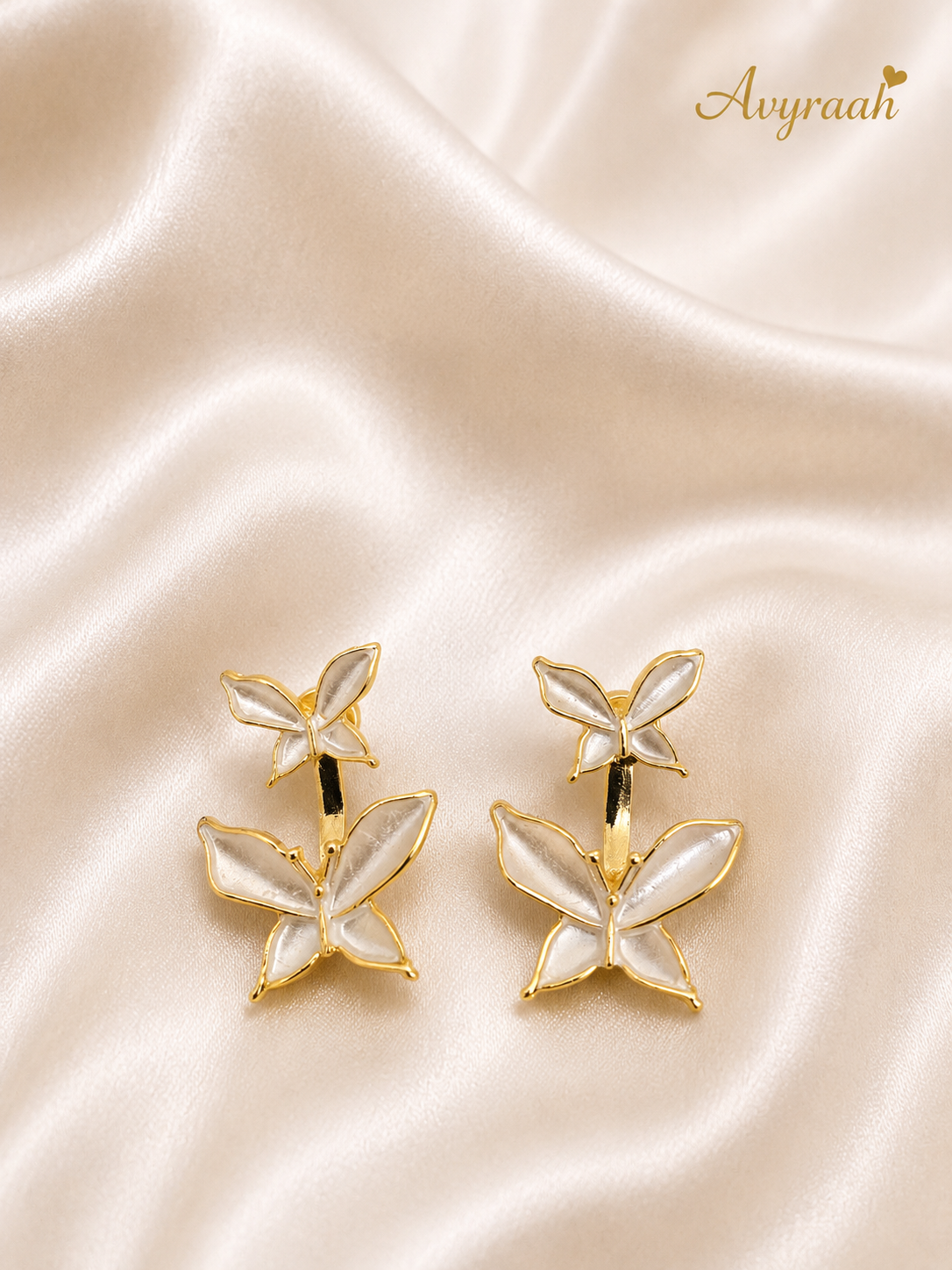 Pearl Flutter Studs